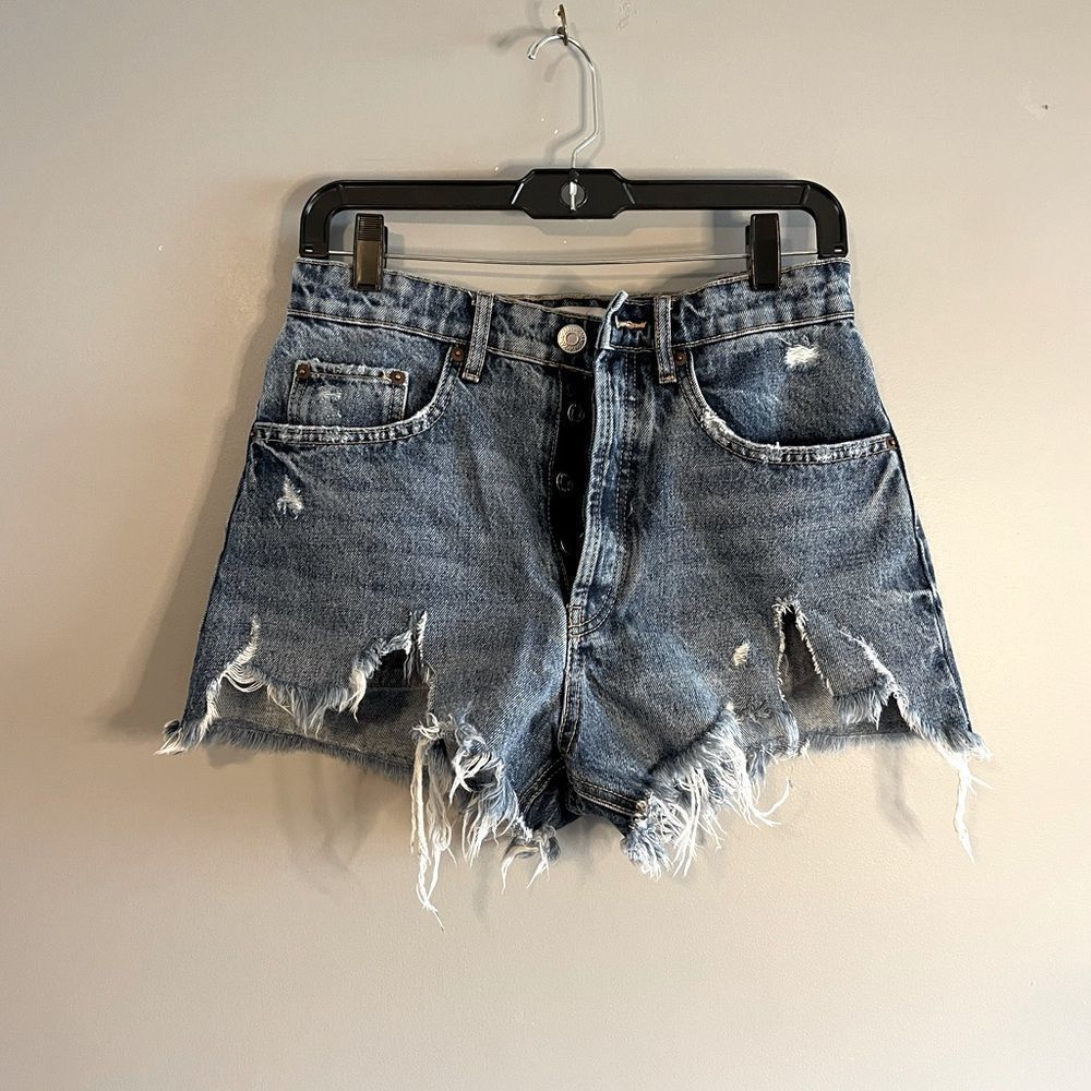 ZARA Denim High Waisted Distressed Jean Shorts | SZ 6